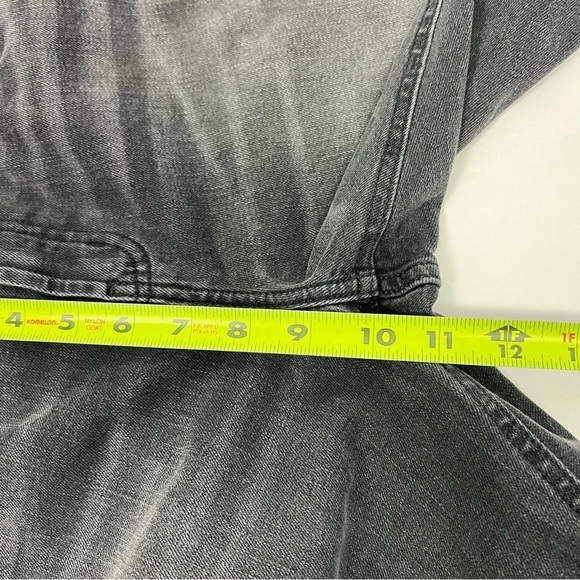 Old Navy Women’s Black Distressed Jeans Sz 6 Boyfriend Mid-Rise Frayed Hems - Picture 9 of 11